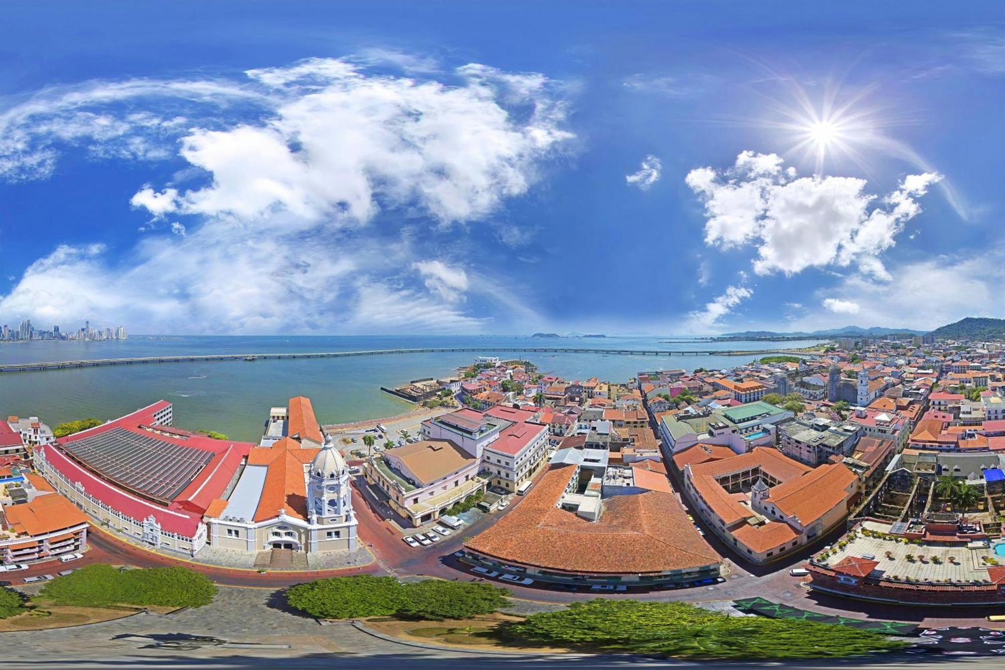 Jw 메리어트 파나마 호텔 파나마시티 외부 사진 Aerial view of the town